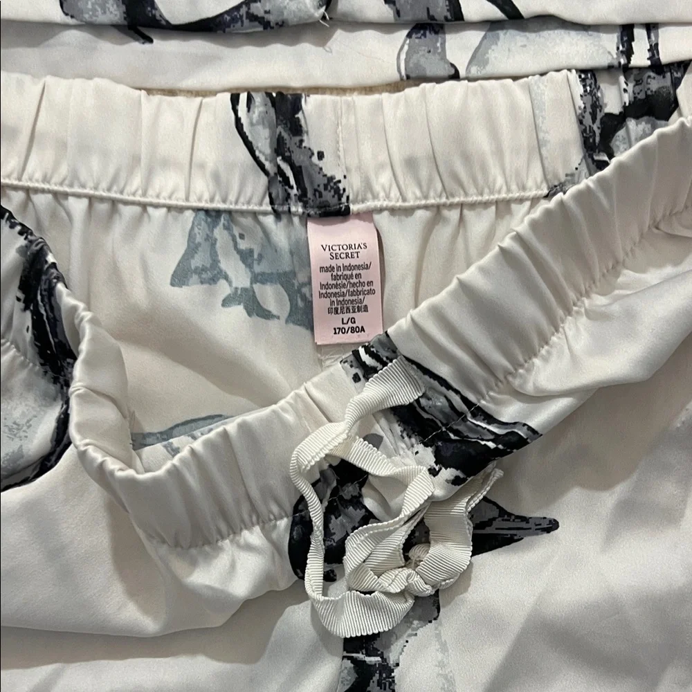 Victoria's Secret White and Black Penguin Pajama Set - Picture 3 of 7